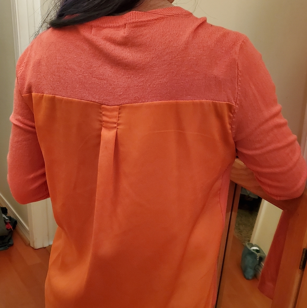 One A sweater - Picture 3 of 4
